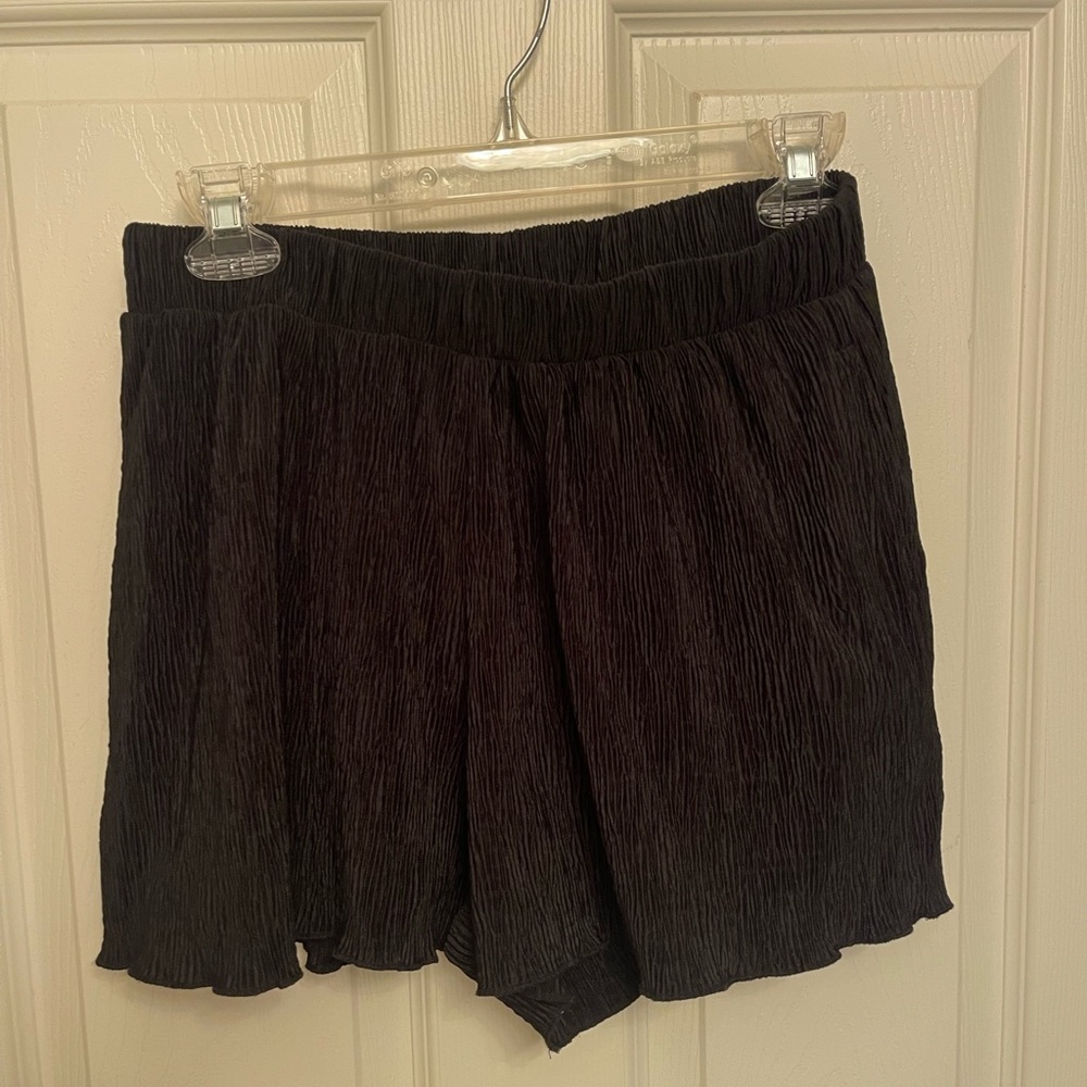 Black flowy shorts!
